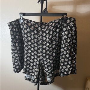 Old Navy Black and White Floral Off-Shoulder Crop Top